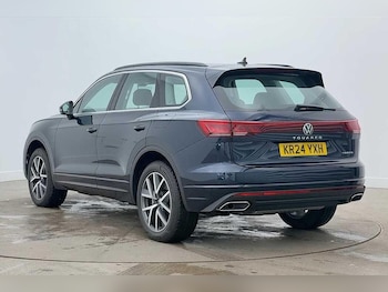 Used Volkswagen Touareg 2024 for sale - 78605590: Photo