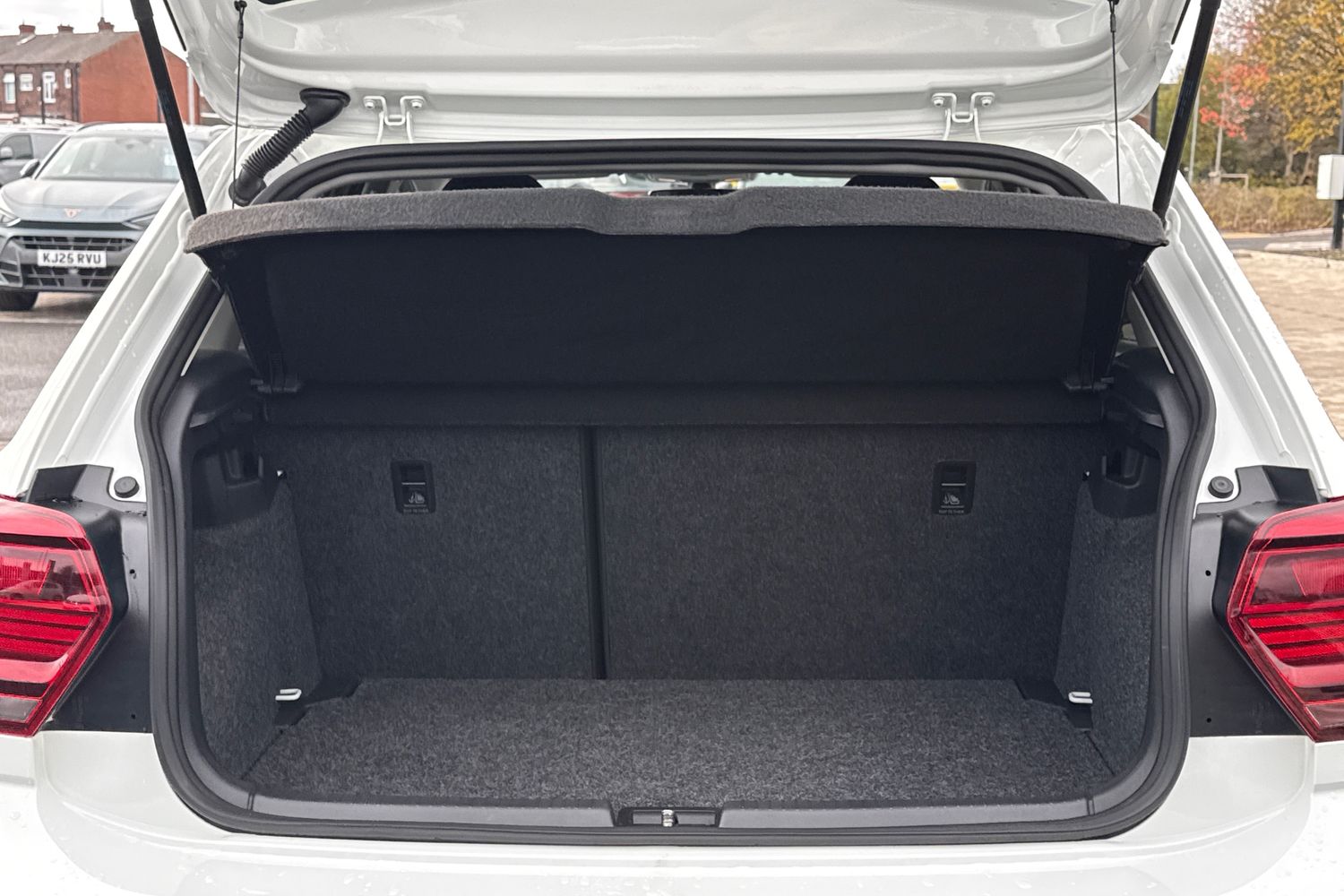 Used Volkswagen Polo 2021 for sale - 76535311: Photo 9