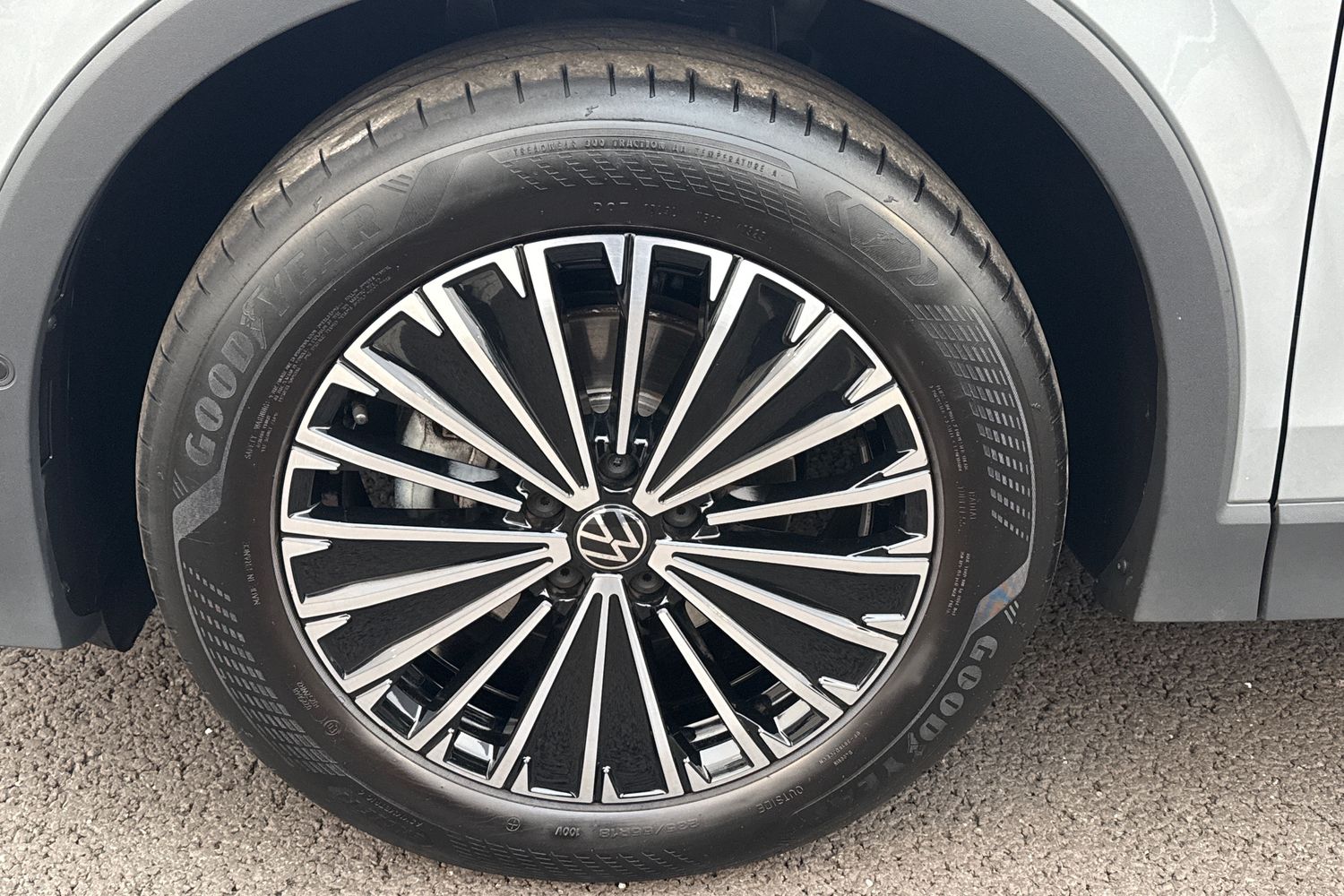 Used Volkswagen Tiguan 2025 for sale - 77068767: Photo 10