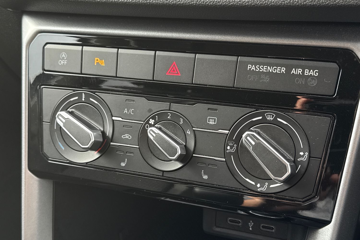 Used Volkswagen T-Cross 2022 for sale - 76232456: Photo 22