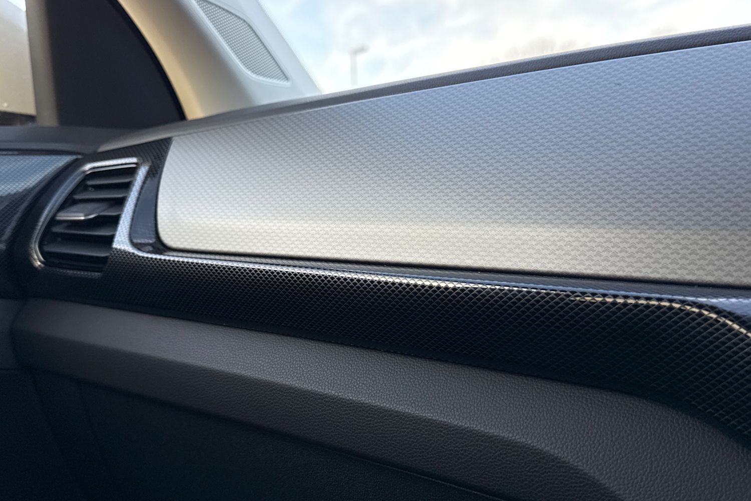 Used Volkswagen T-Cross 2025 for sale - 76429230: Photo 29