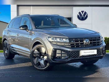 2025 - 3.0 V6 TDI 4Motion 286 Black Edition 5dr Tip Auto