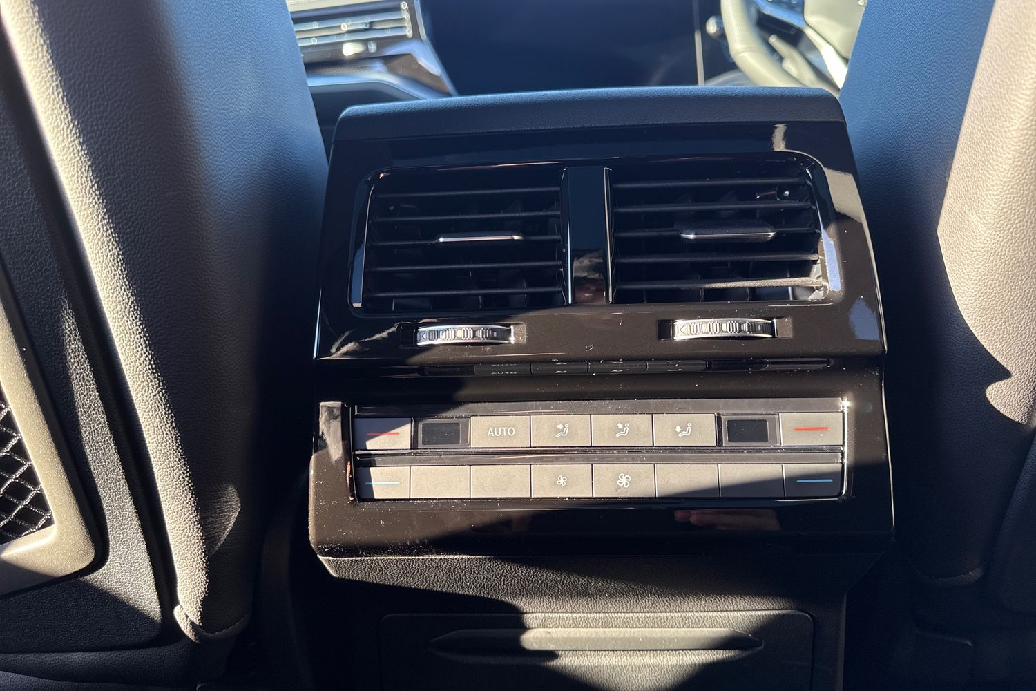 Used Volkswagen Touareg 2025 for sale - 77099720: Photo 31