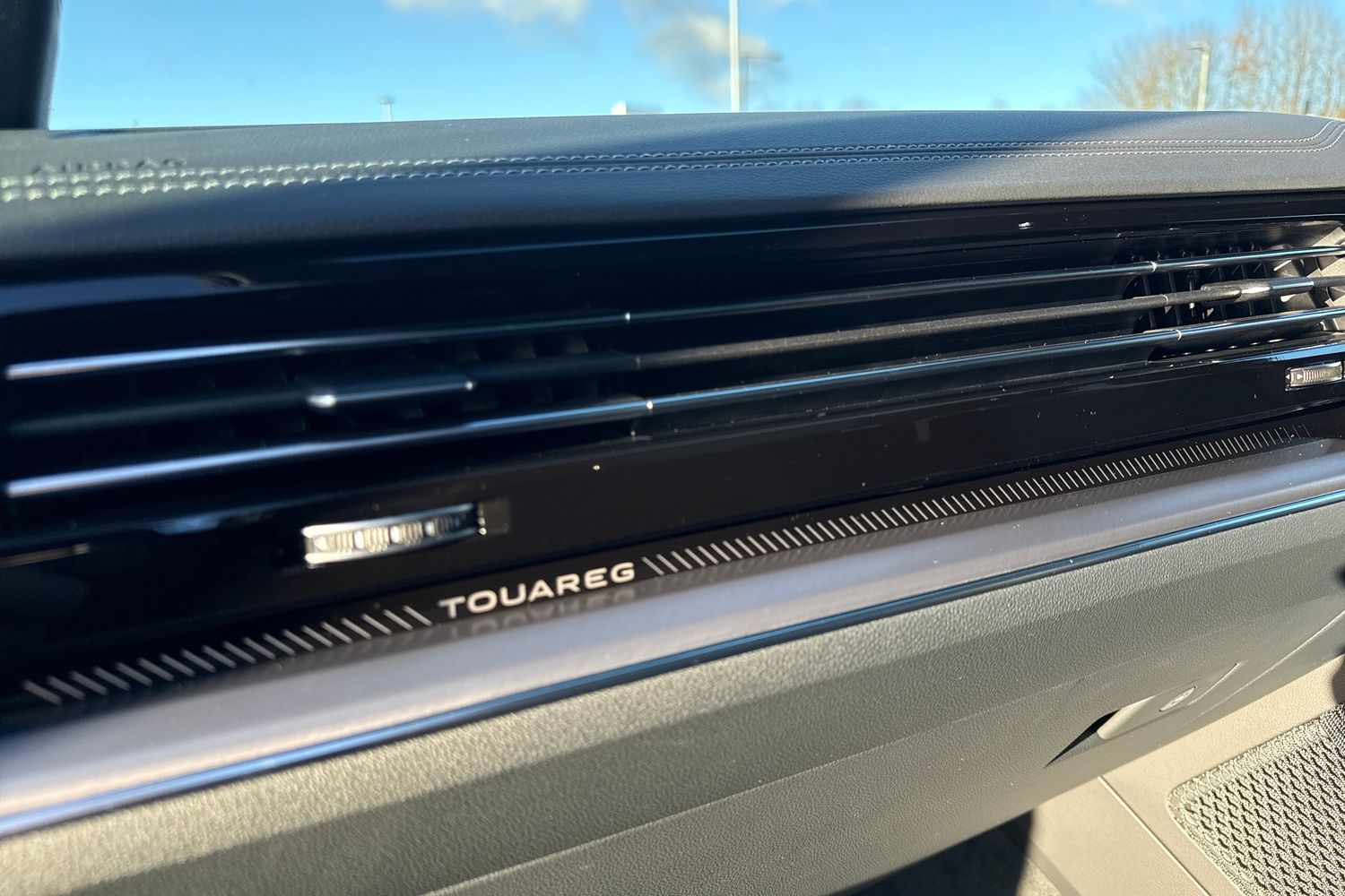 Used Volkswagen Touareg 2025 for sale - 77099720: Photo 35