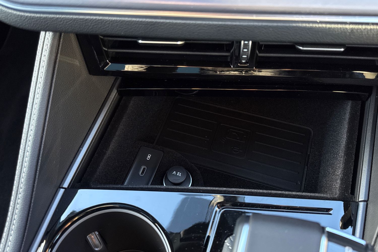 Used Volkswagen Touareg 2025 for sale - 77099720: Photo 43