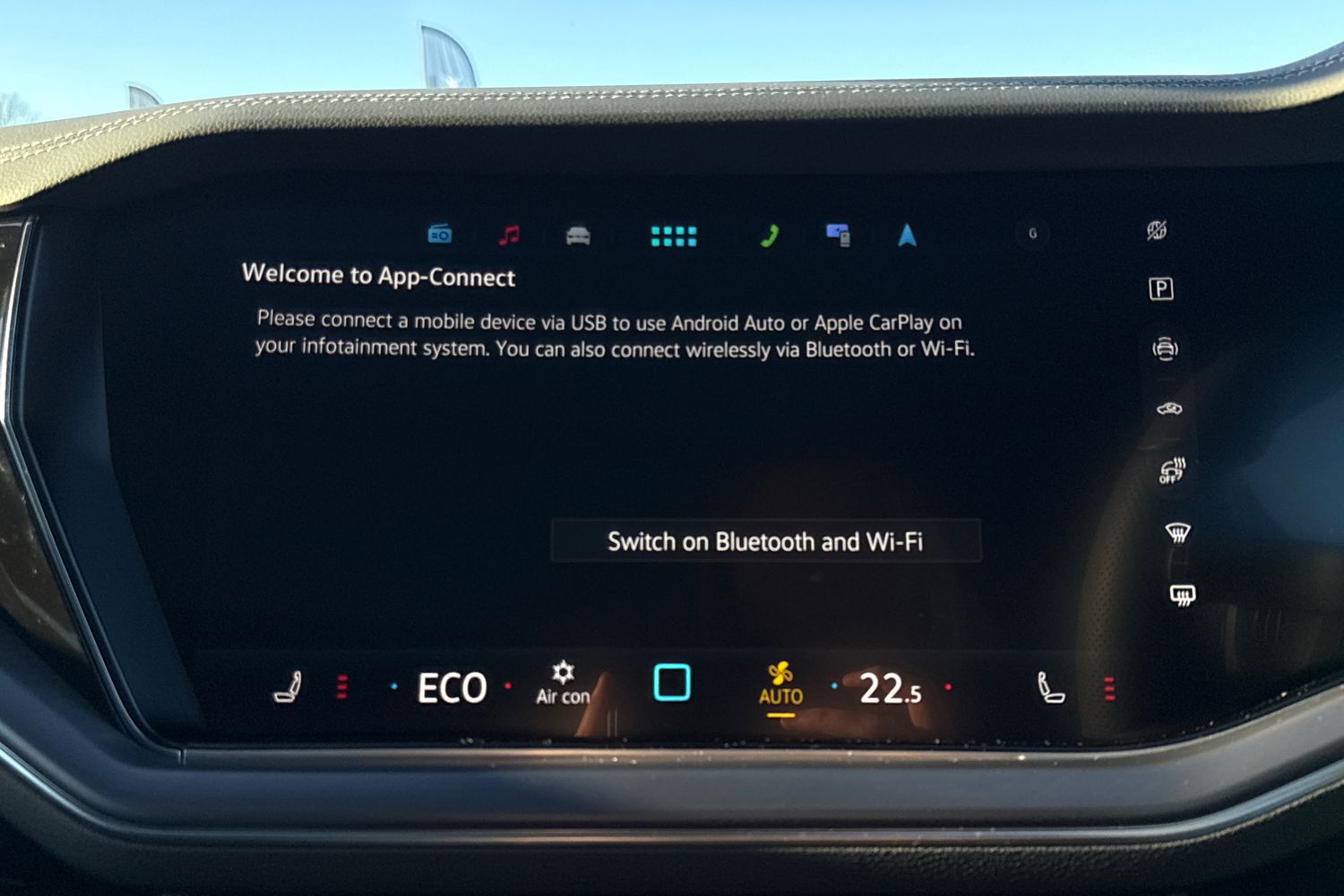 Used Volkswagen Touareg 2025 for sale - 77099720: Photo 46