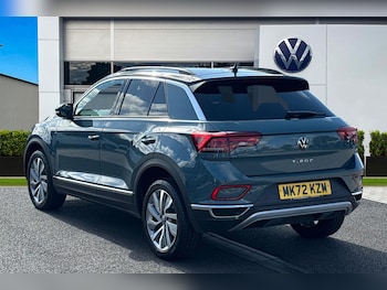 Used Volkswagen T-Roc 2022 for sale - 75761452: Photo