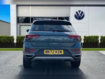 Used Volkswagen T-Roc 2022 for sale - 75761452: Photo