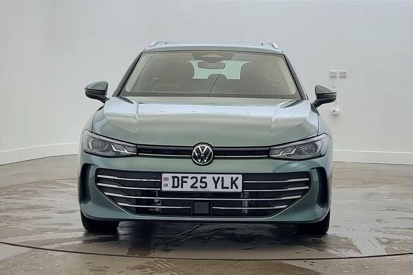 Used Volkswagen Passat 2025 for sale - 77152610: Photo 7