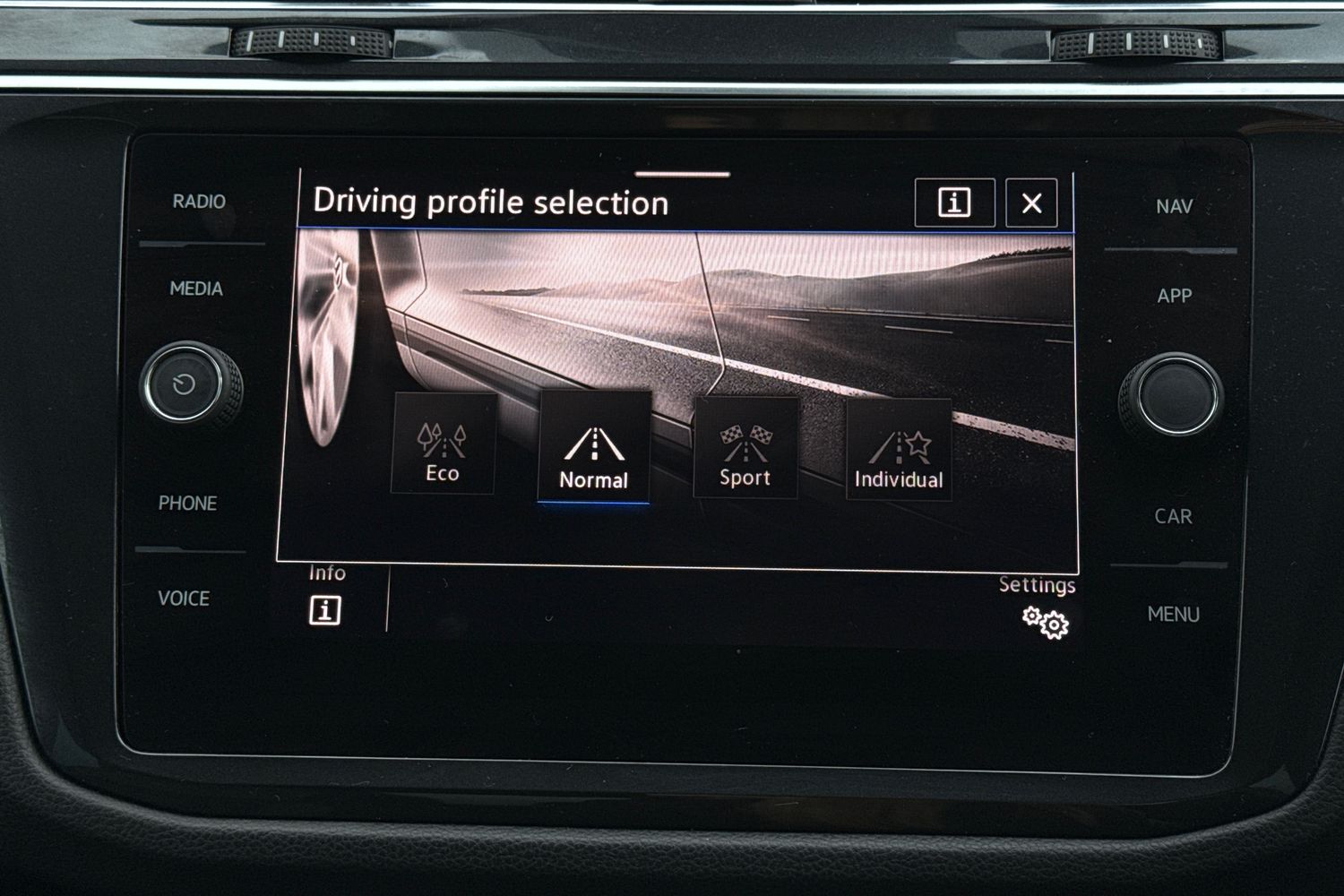 Used Volkswagen Tiguan 2022 for sale - 76685765: Photo 46