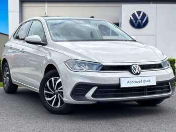 2024 - MK6 Facelift 1.0 TSI (95ps) Life **PAN ROOF + FRONT & REAR SENSORS** 5-Door