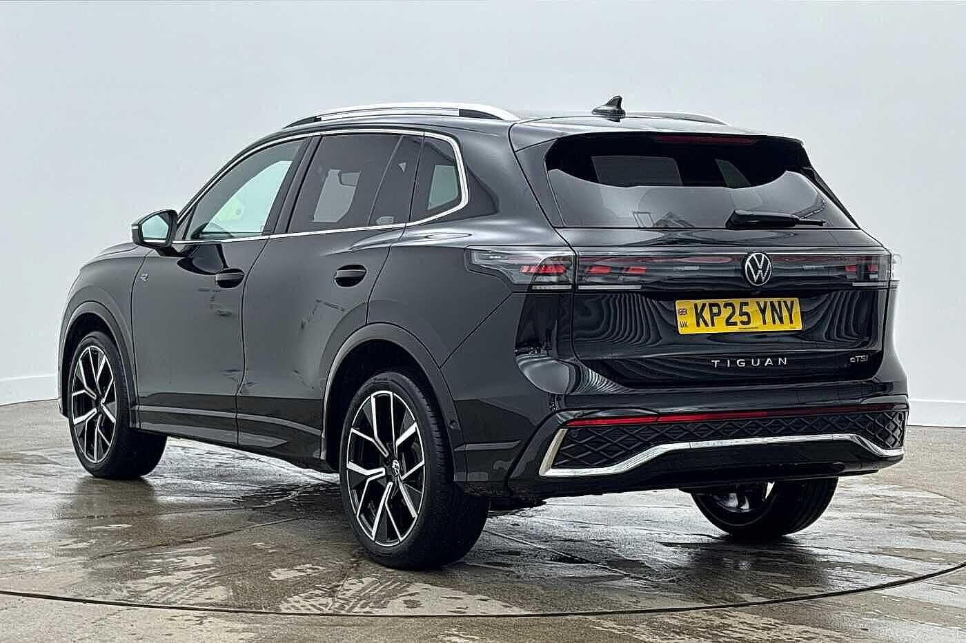 Used Volkswagen Tiguan 2025 for sale - 77608160: Photo 3