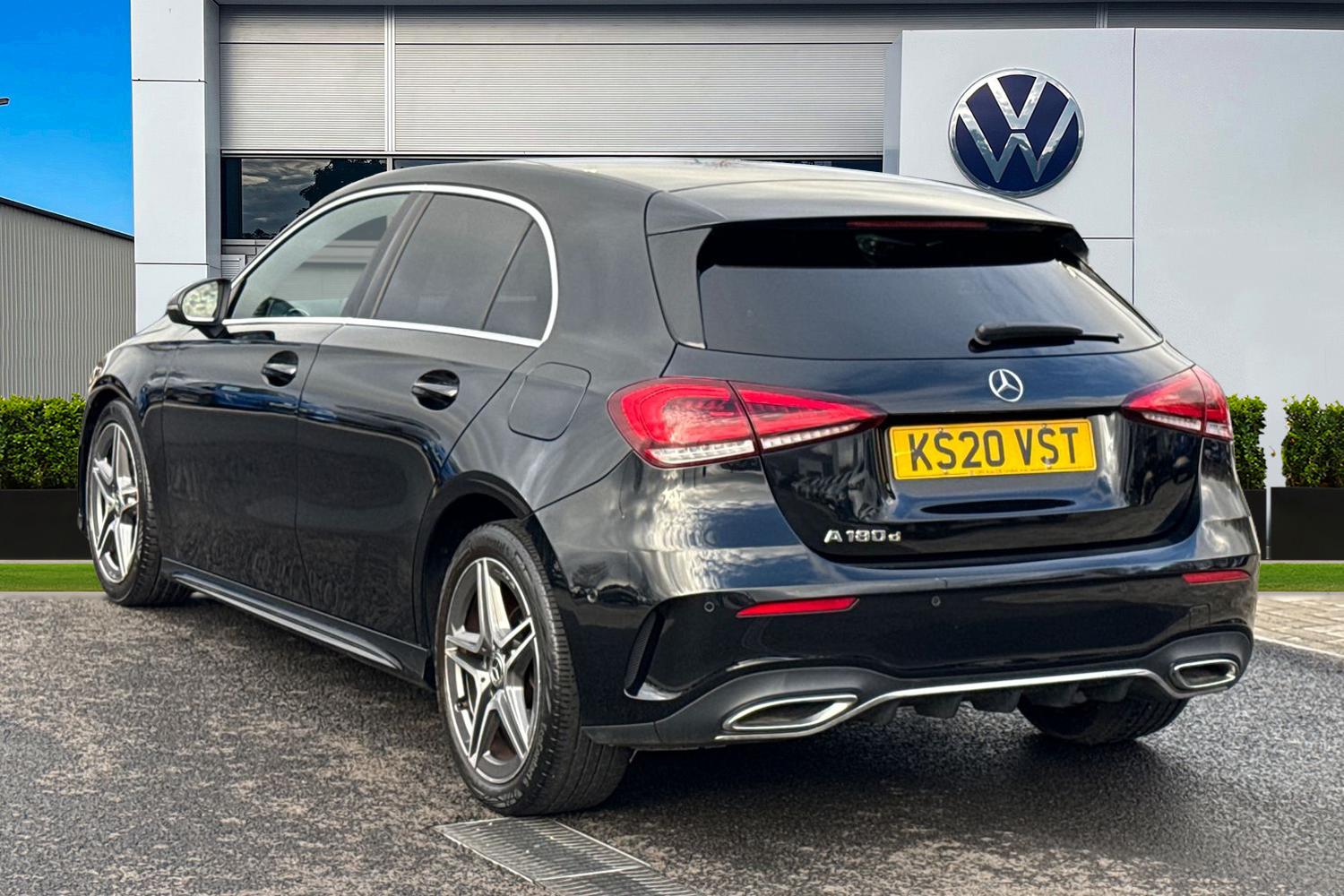 Used Mercedes-Benz A-Class 2020 for sale - 77444040: Photo 2