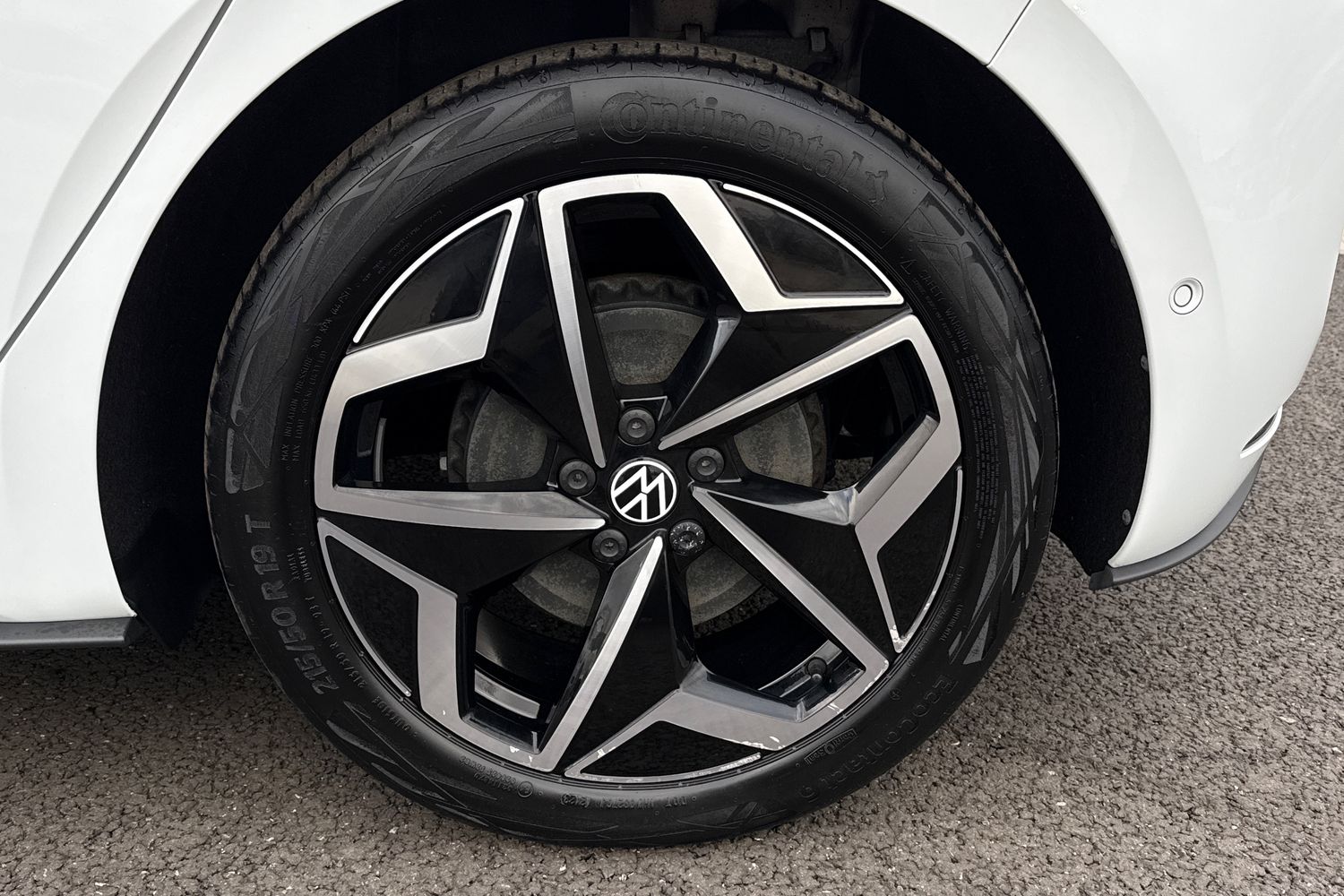 Used Volkswagen ID.3 2023 for sale - 77374257: Photo 10