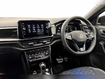 Used Volkswagen T-Roc 2025 for sale - 78512525: Photo