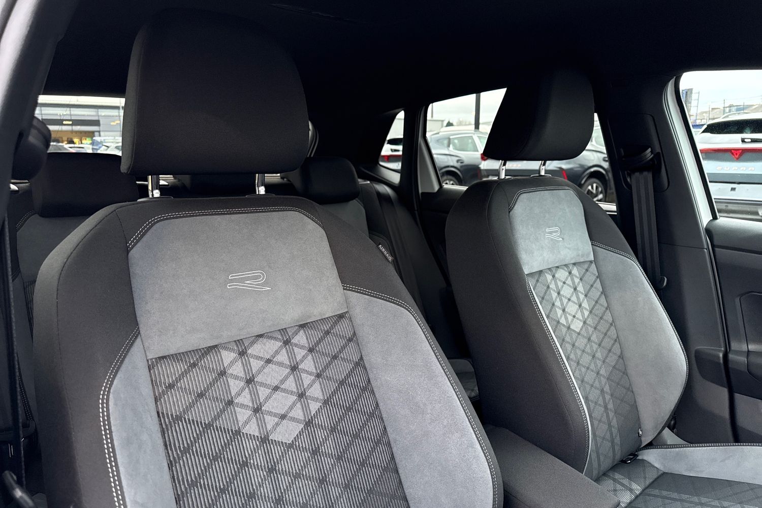 Used Volkswagen Polo 2025 for sale - 77147479: Photo 24