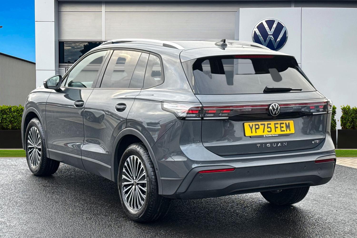 Used Volkswagen Tiguan 2025 for sale - 77179205: Photo 2