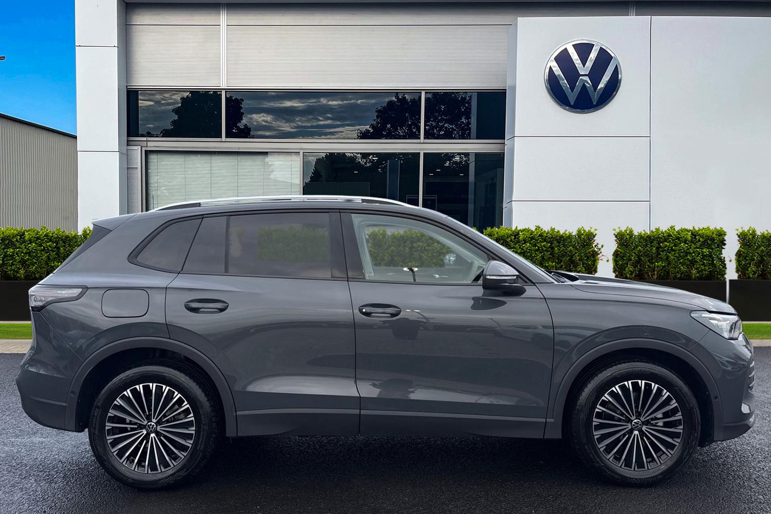 Used Volkswagen Tiguan 2025 for sale - 77179205: Photo 3