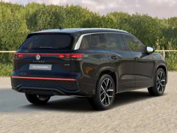Used Volkswagen Touran 2025 for sale - 74961960: Photo