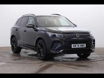 2024 - 1.5 eTSI (150ps) R-Line DSG **BLACK PACK + PAN ROOF + INFO PACK PLUS** 5-Door