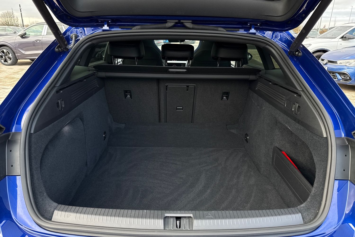 Used Volkswagen Arteon 2024 for sale - 77712777: Photo 10