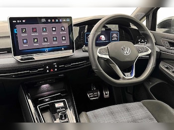 Used Volkswagen Golf 2025 for sale - 79229867: Photo