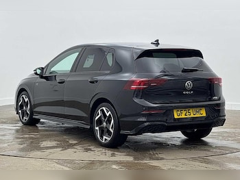 Used Volkswagen Golf 2025 for sale - 77834841: Photo