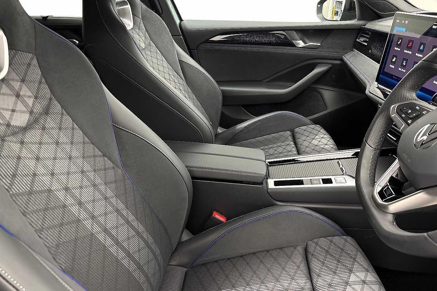 Used Volkswagen Passat 2025 for sale - 77820276: Photo 10