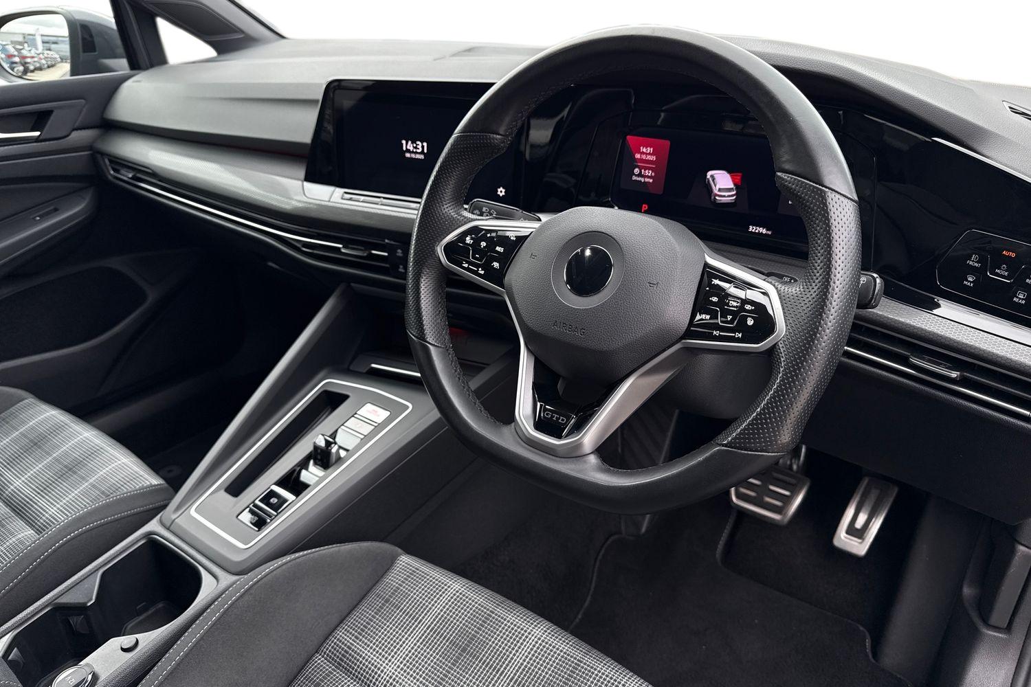 Used Volkswagen Golf 2022 for sale - 77571074: Photo 14