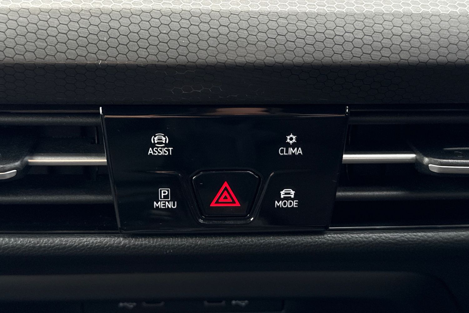 Used Volkswagen Golf 2022 for sale - 77571074: Photo 38