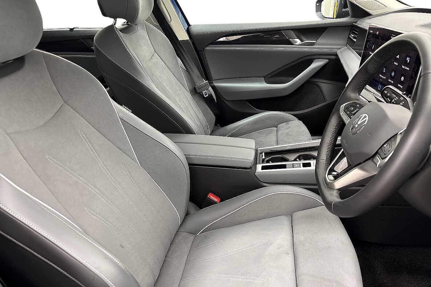 Used Volkswagen Passat 2025 for sale - 77546382: Photo 10