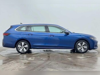 Used Volkswagen Passat 2025 for sale - 77546382: Photo