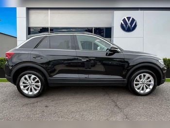 Used Volkswagen T-Roc 2025 for sale - 79526578: Photo