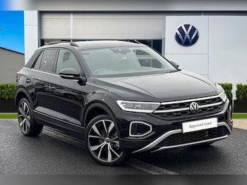 Used Volkswagen T-Roc 2025 for sale - 77220053: Photo