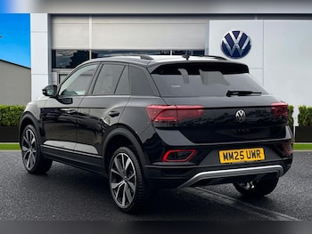 Used Volkswagen T-Roc 2025 for sale - 77220053: Photo