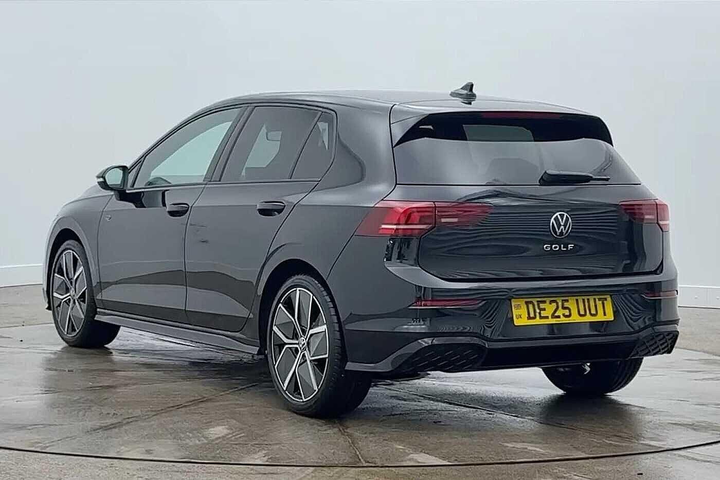 Used Volkswagen Golf 2025 for sale - 77421624: Photo 3