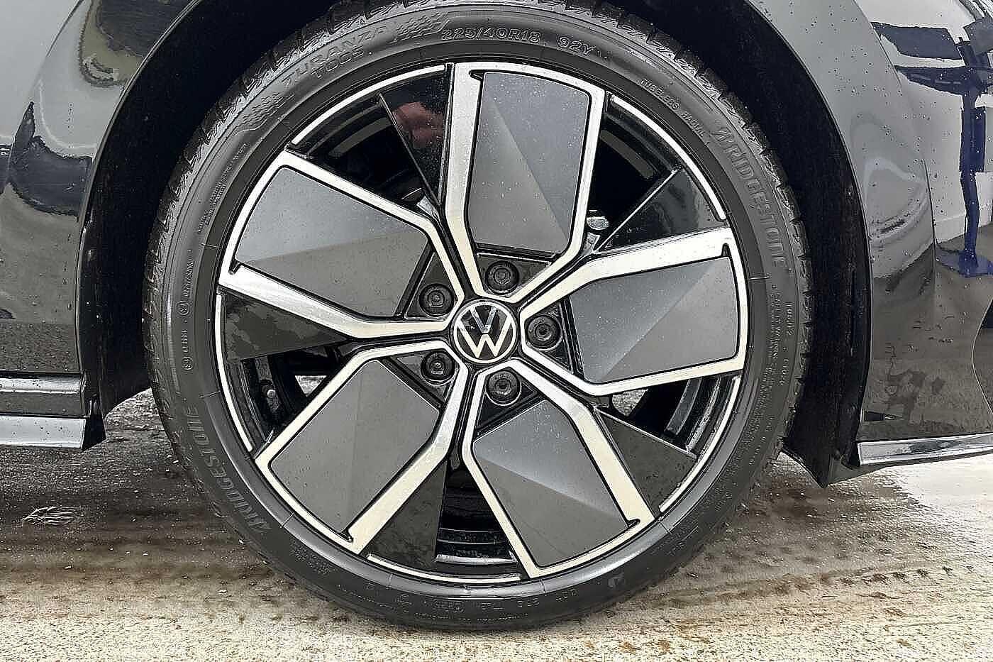 Used Volkswagen Golf 2025 for sale - 77421624: Photo 5