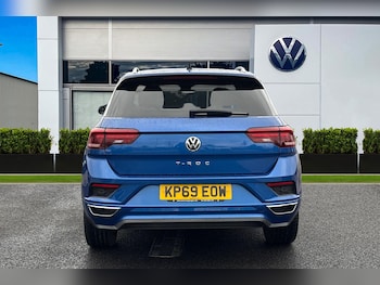 Used Volkswagen T-Roc 2019 for sale - 78383048: Photo