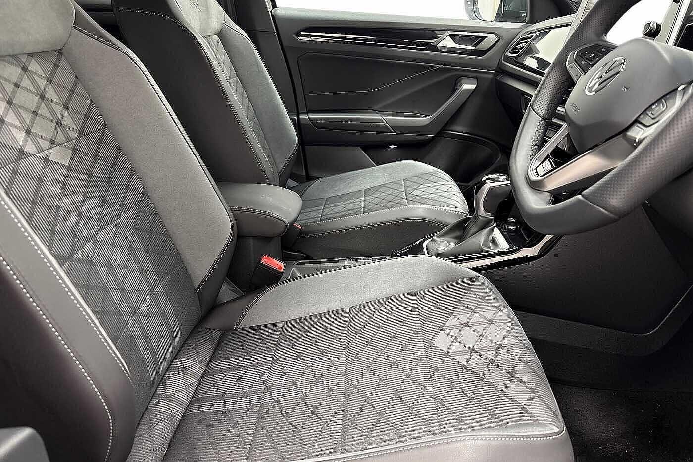 Used Volkswagen T-Roc 2025 for sale - 77435985: Photo 10