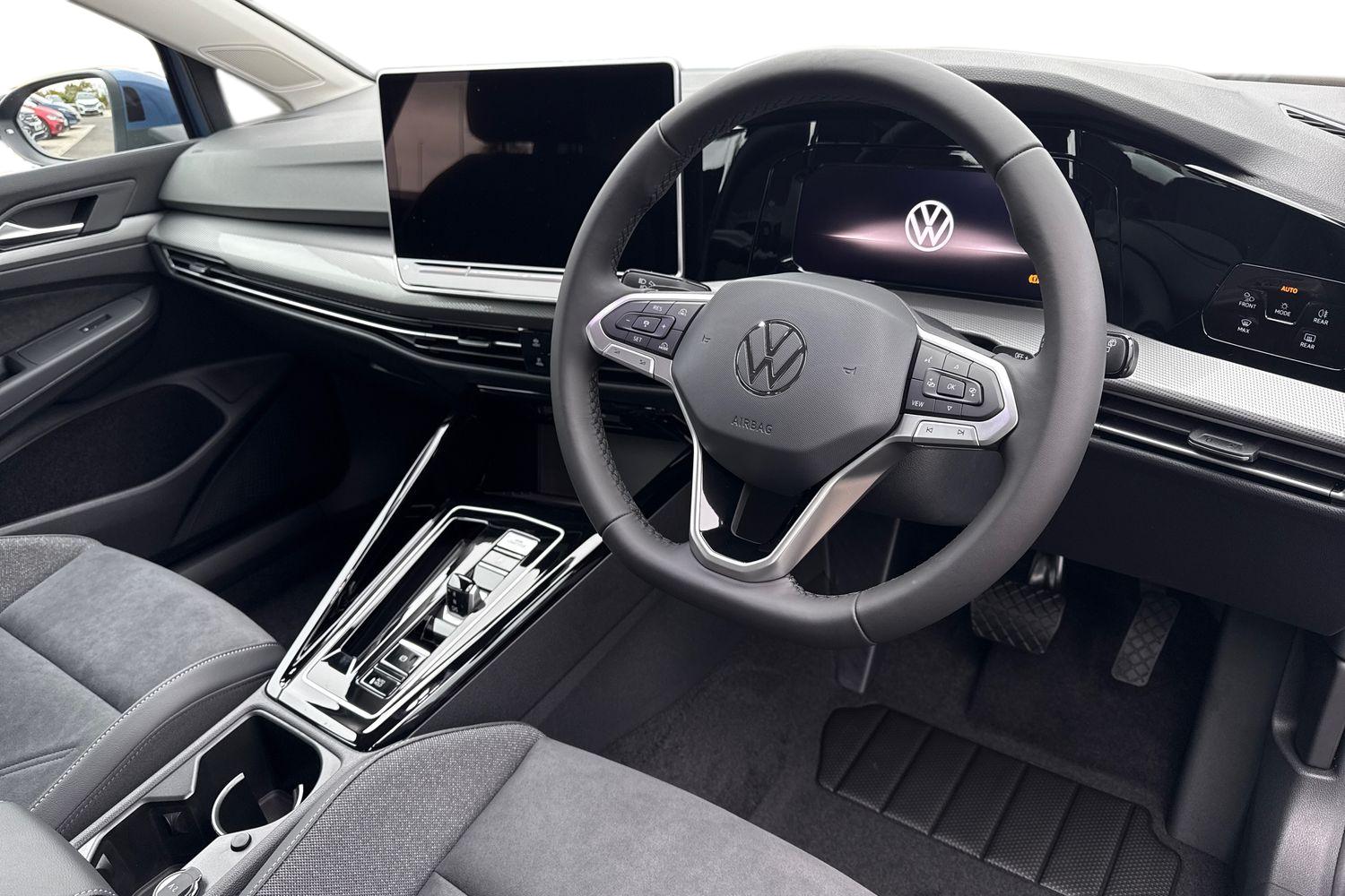 Used Volkswagen Golf 2025 for sale - 75919735: Photo 13
