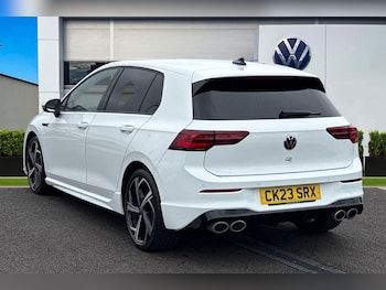 Used Volkswagen Golf 2023 for sale - 76257000: Photo