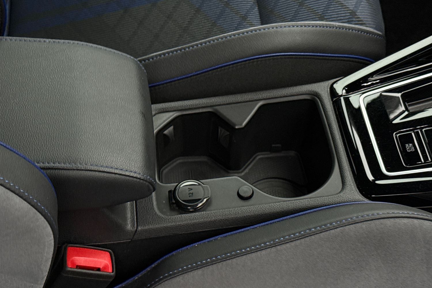 Used Volkswagen Golf 2023 for sale - 76257000: Photo 35