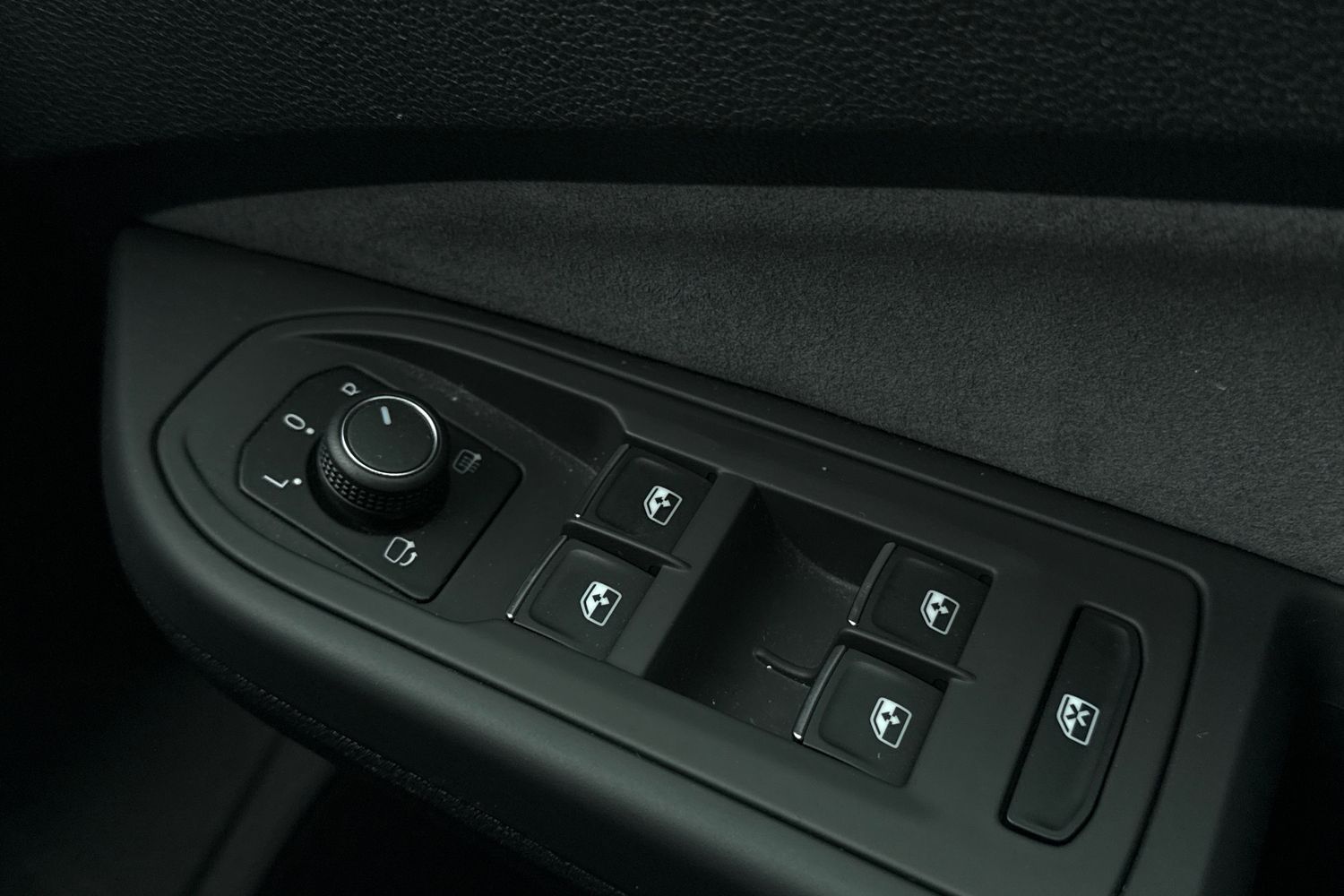 Used Volkswagen Golf 2023 for sale - 76257000: Photo 39