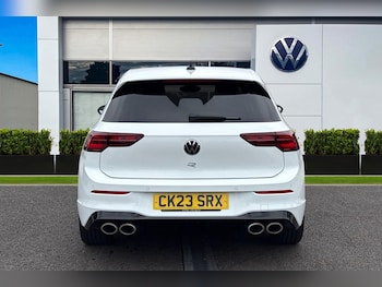 Used Volkswagen Golf 2023 for sale - 76257000: Photo