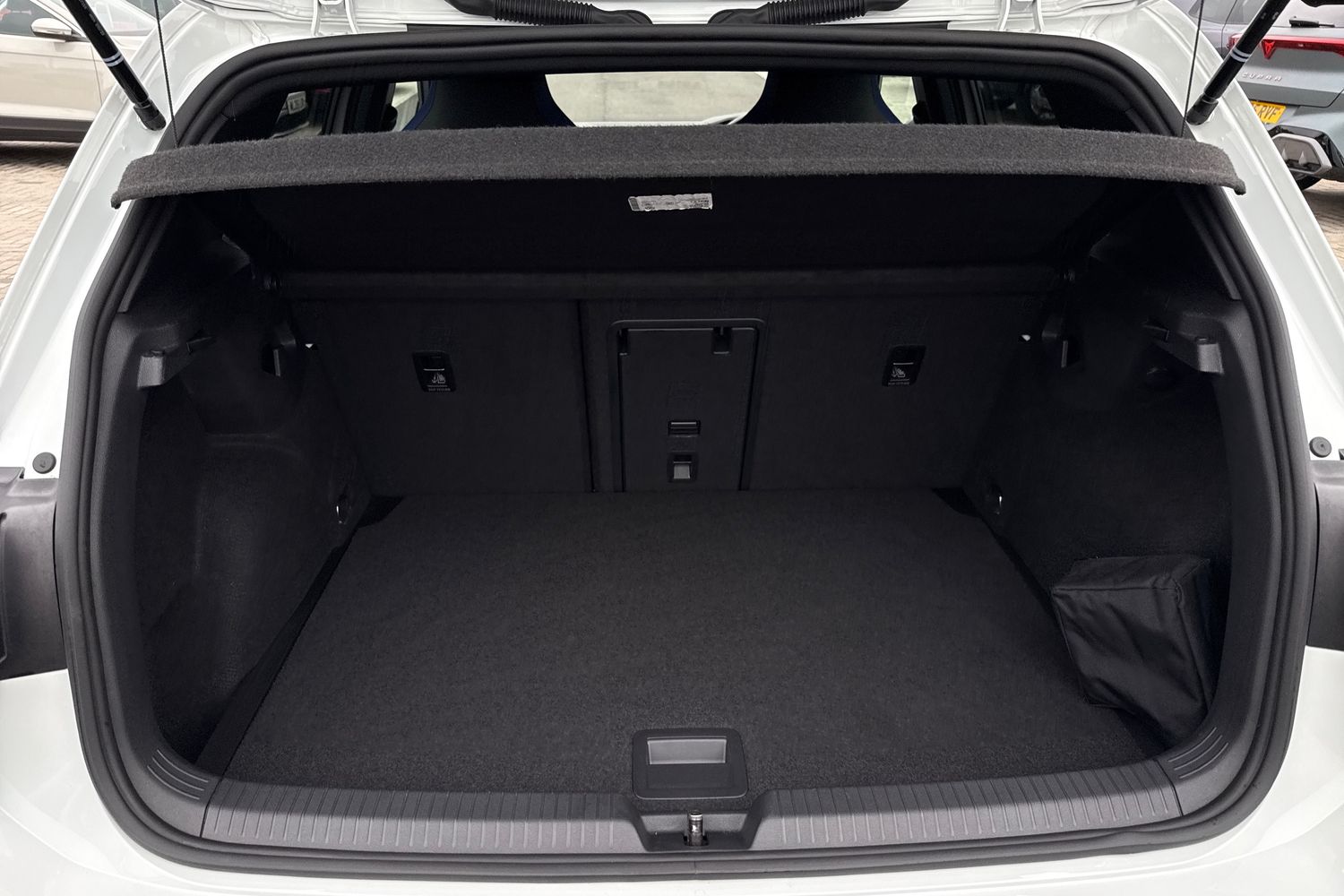 Used Volkswagen Golf 2023 for sale - 76257000: Photo 7
