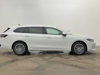 Used Volkswagen Passat 2026 for sale - 79308764: Photo