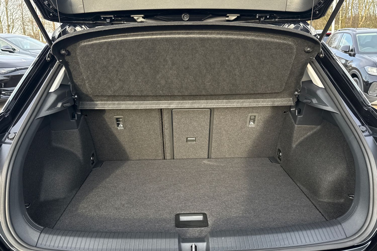 Used Volkswagen T-Roc 2025 for sale - 77589437: Photo 10