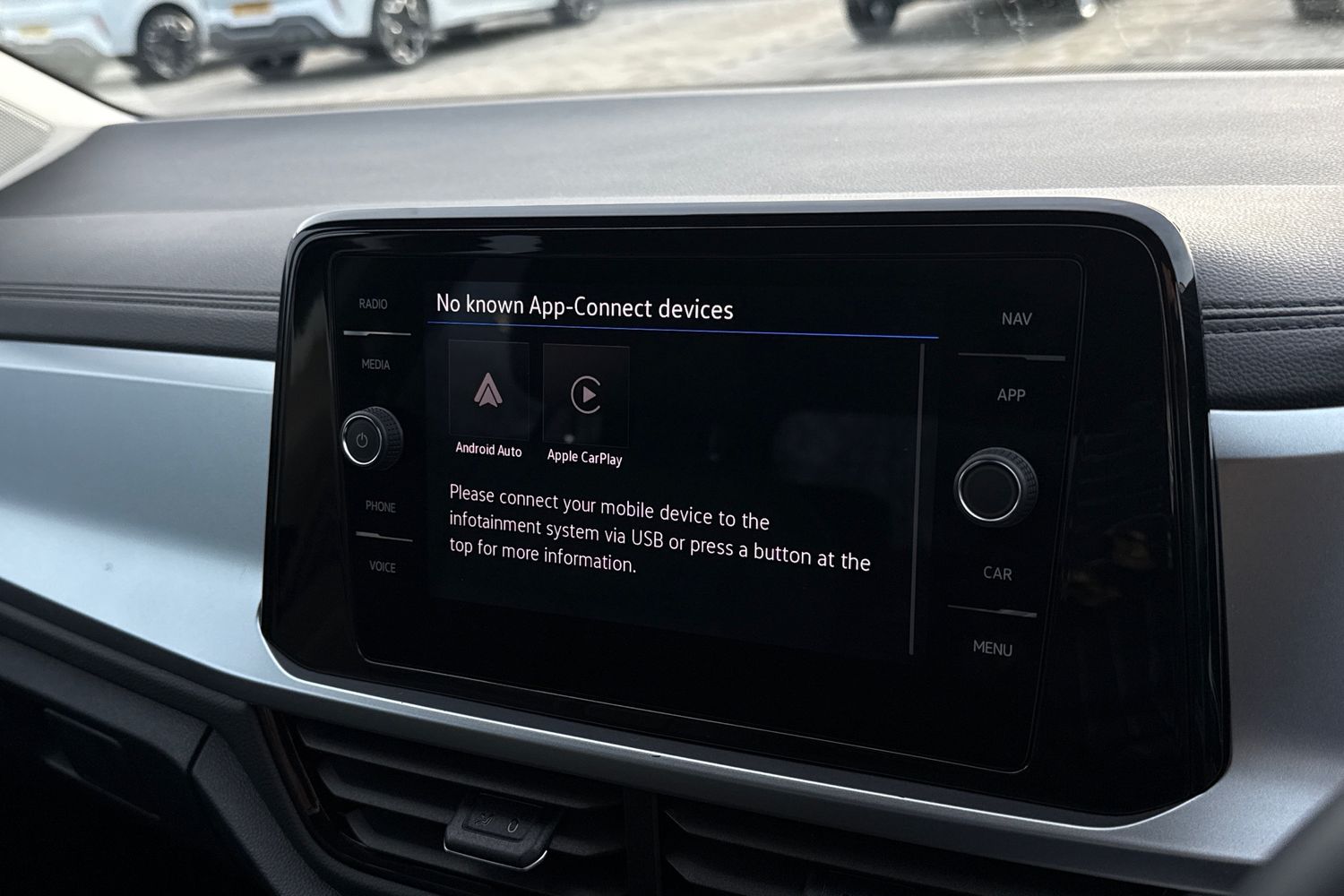 Used Volkswagen T-Roc 2025 for sale - 77589437: Photo 17