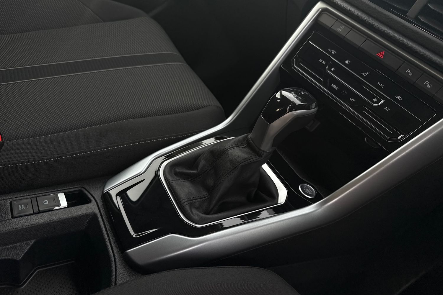 Used Volkswagen T-Roc 2025 for sale - 77589437: Photo 20