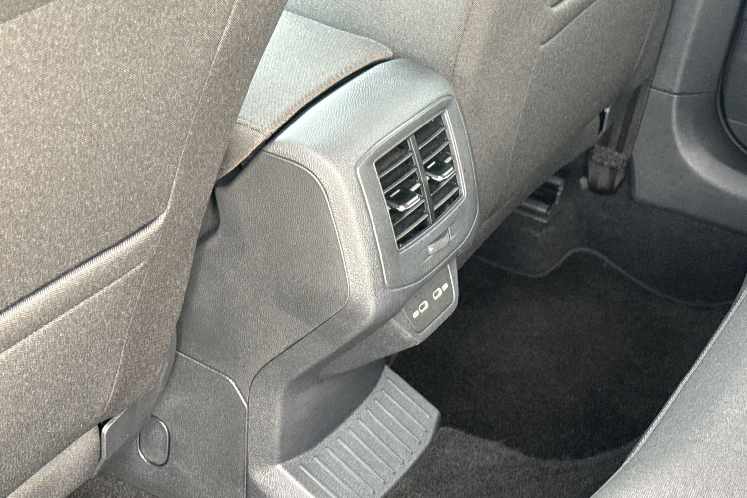 Used Volkswagen T-Roc 2025 for sale - 77589437: Photo 31